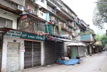 Cho thuê căn hộ tập thể P402 nhà A1, ngõ 199 Hồ Tùng Mậu